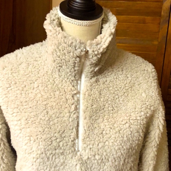 NWT Soft Oatmeal Plush Teddy Bear Pullover Sweater - Picture 1 of 7
